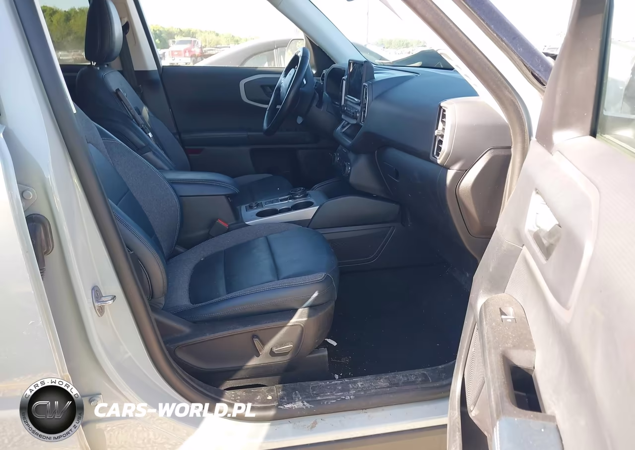 2022 Ford Bronco Sport Outer Banks VIN:3FMCR9C66NRD70444 - 5