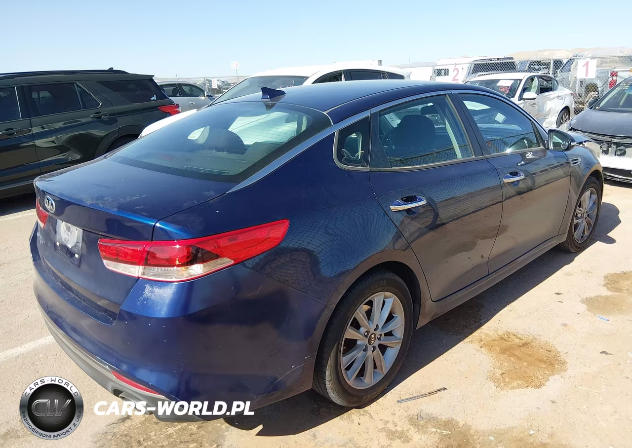 2017 Kia Optima Lx VIN:5XXGT4L31HG128566 - 4