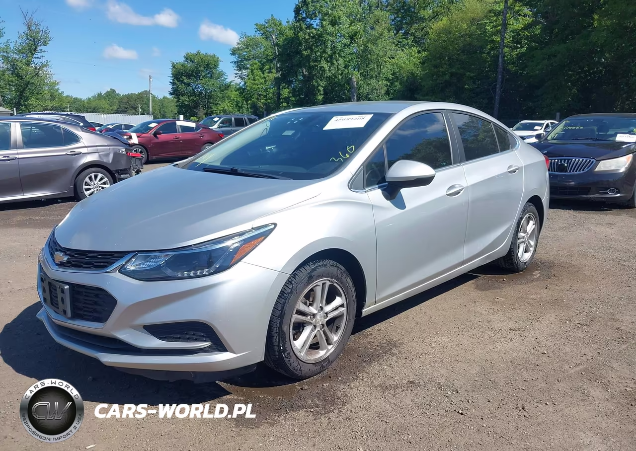 2017 Chevrolet Cruze Lt Auto VIN:1G1BE5SM1H7241021 - 2