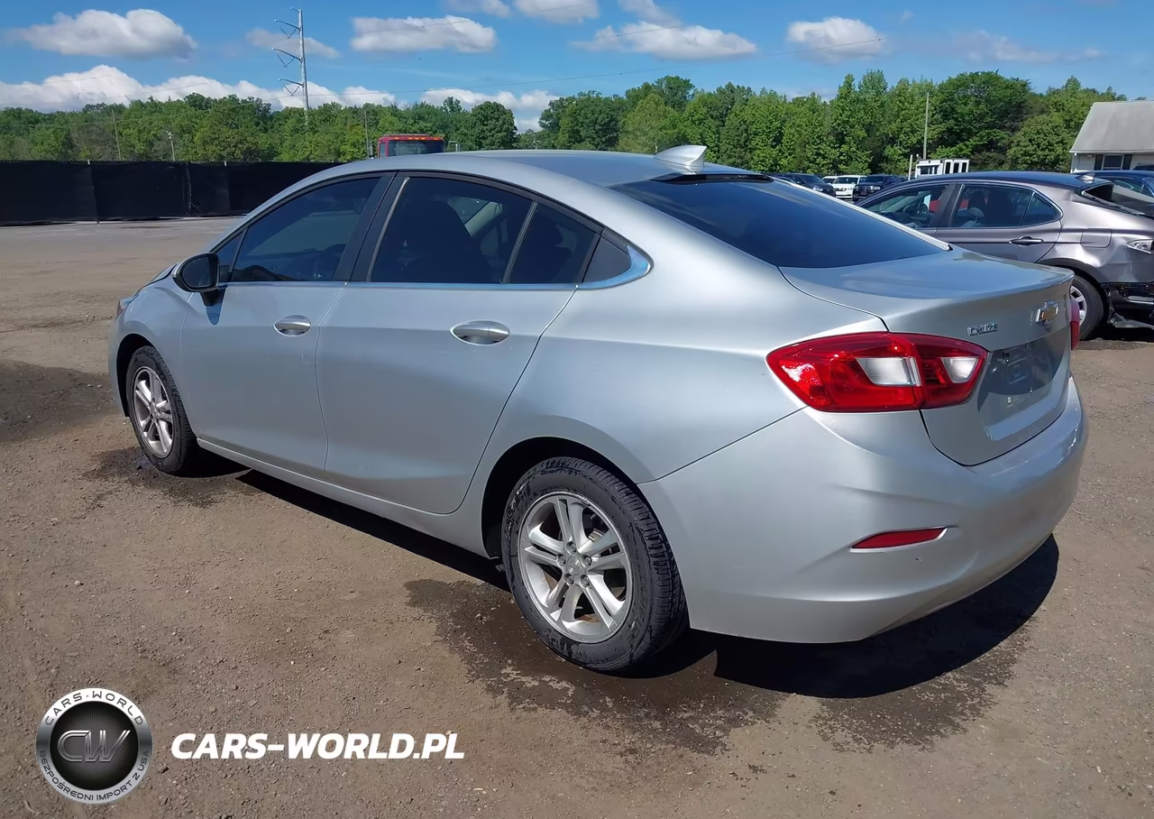 2017 Chevrolet Cruze Lt Auto VIN:1G1BE5SM1H7241021 - 3