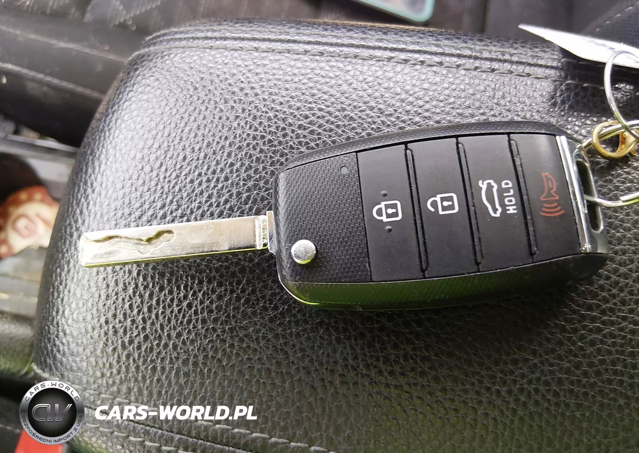 2020 Kia Rio S VIN:3KPA24AD4LE283893 - 11