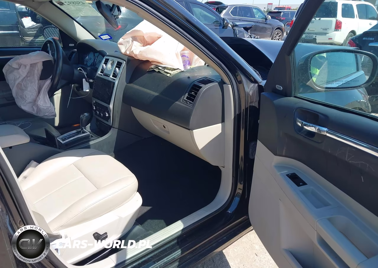 2006 Chrysler 300 Touring VIN:2C3KA53G16H438403 - 5