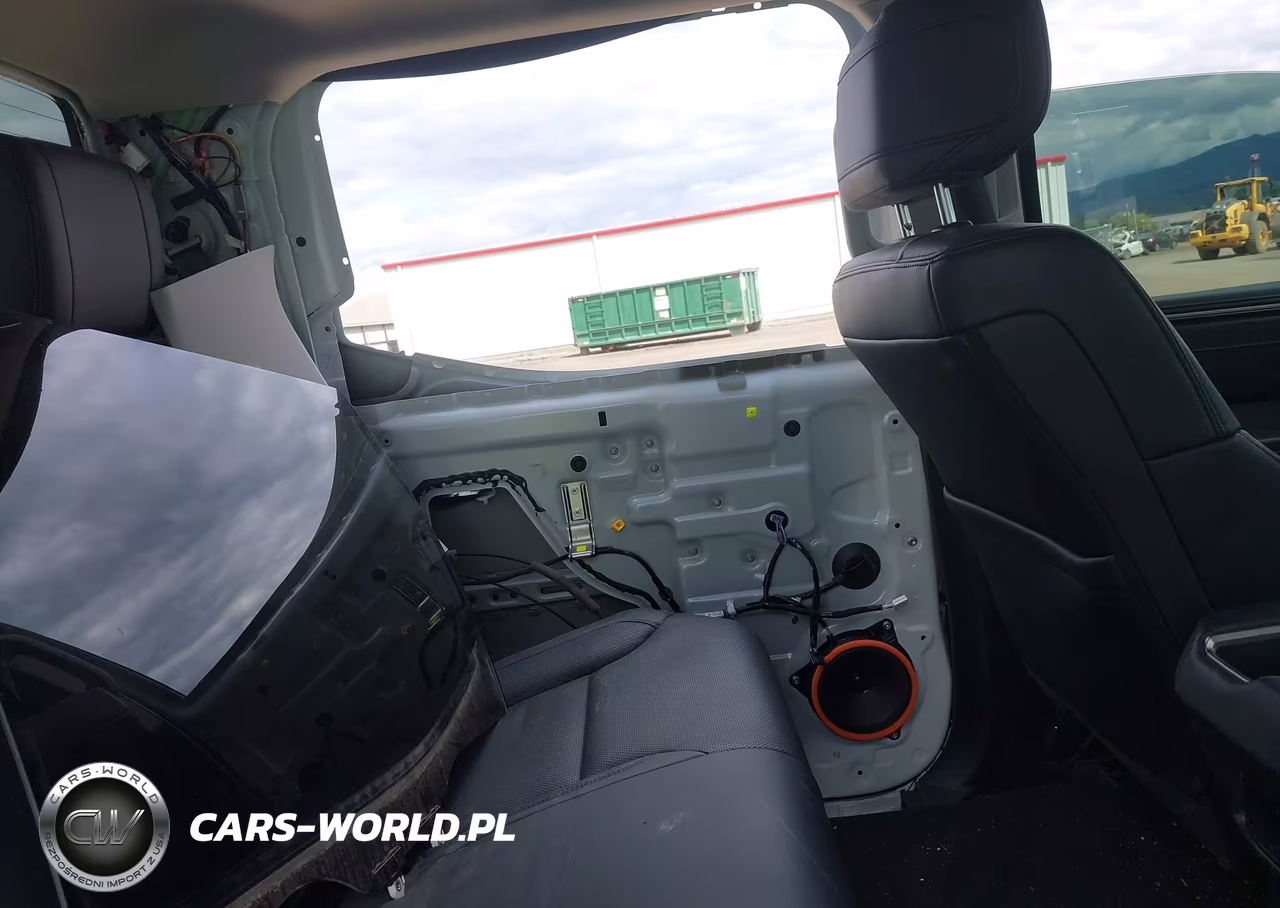 2024 Toyota Tundra Limited VIN:5TFJA5DB0RX186802 - 18