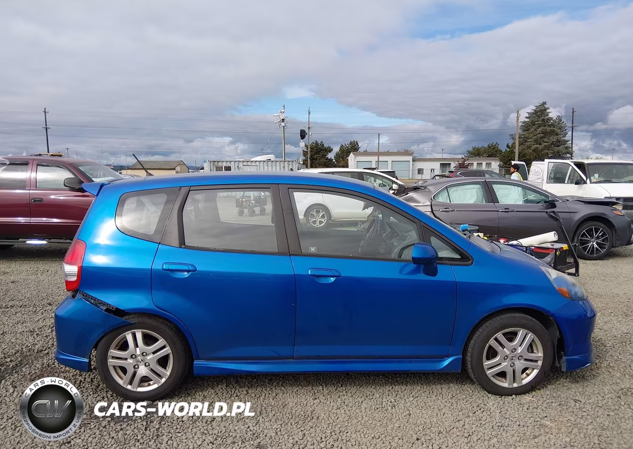 2008 Honda Fit Sport VIN:JHMGD38688S045974 - 13