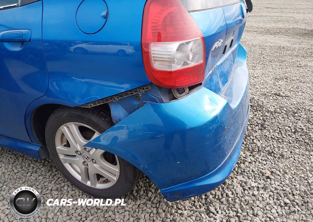 2008 Honda Fit Sport VIN:JHMGD38688S045974 - 17
