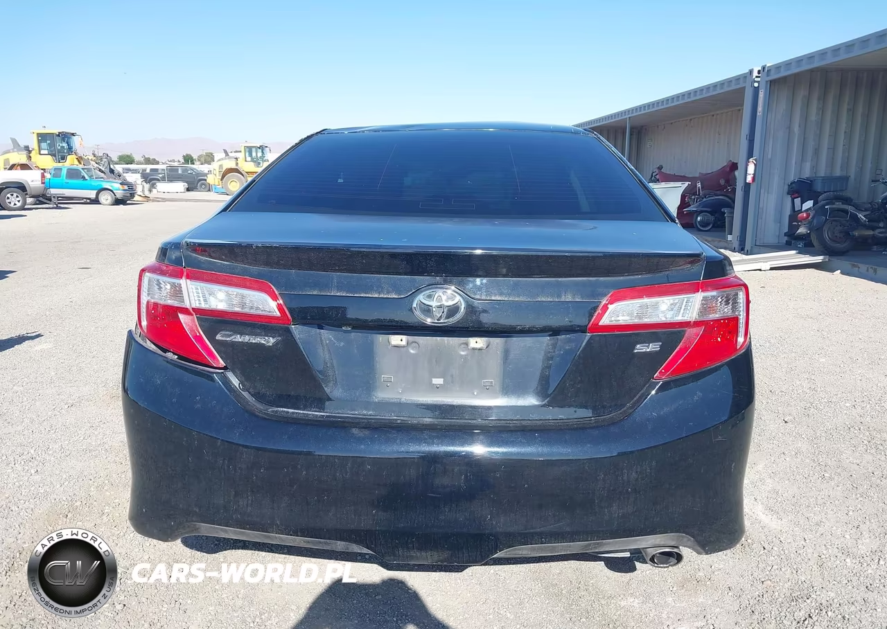 2014 Toyota Camry Se VIN:4T1BF1FK2EU413278 - 15