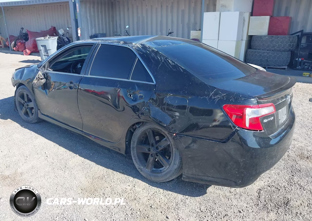 2014 Toyota Camry Se VIN:4T1BF1FK2EU413278 - 3