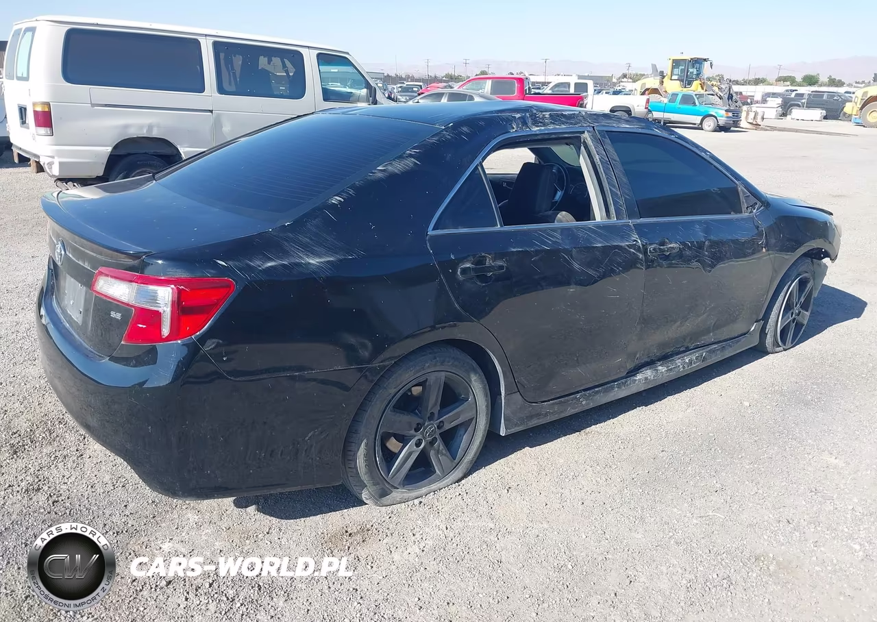 2014 Toyota Camry Se VIN:4T1BF1FK2EU413278 - 4