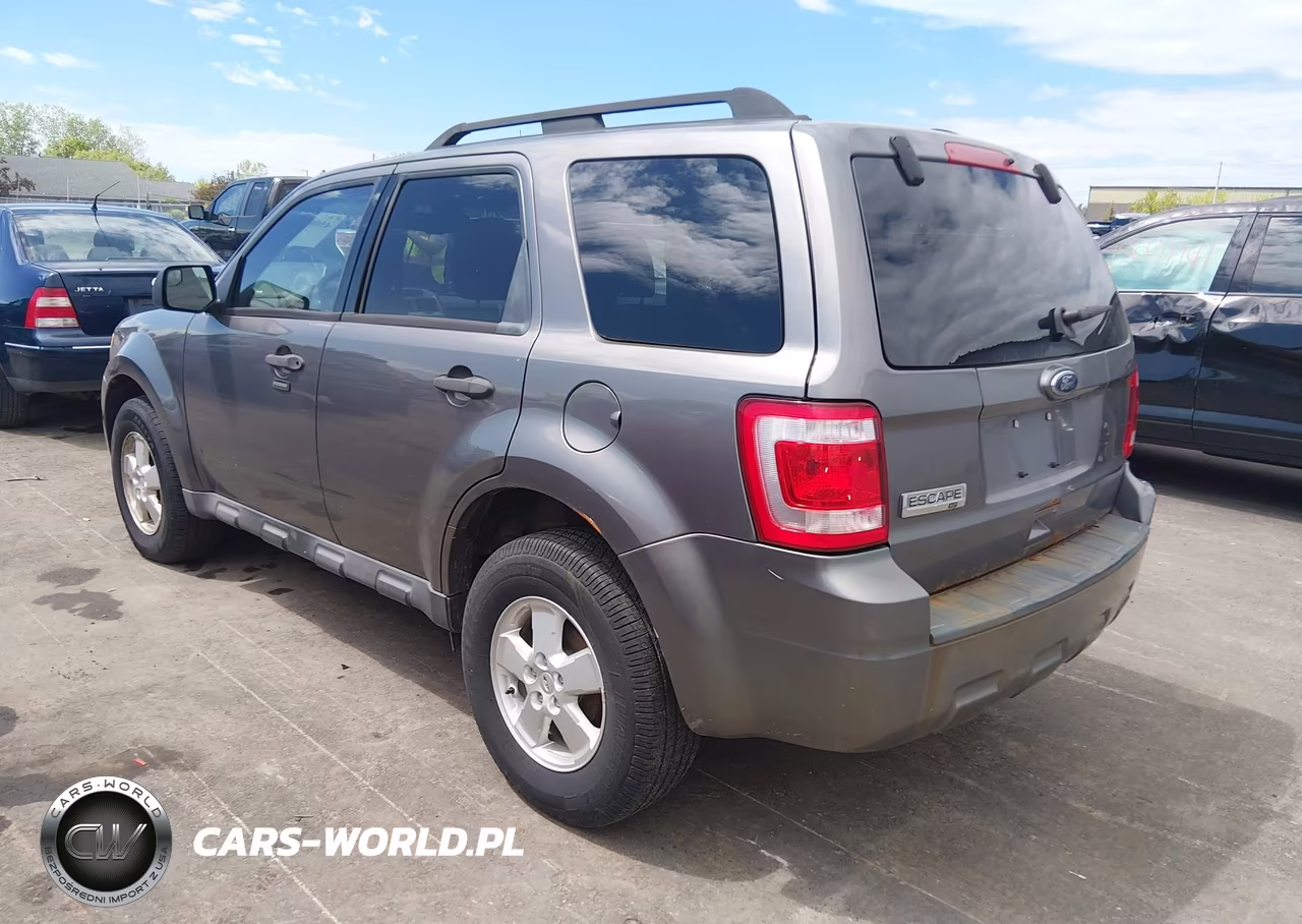 2010 Ford Escape Xlt VIN:1FMCU9D7XAKC63448 - 3
