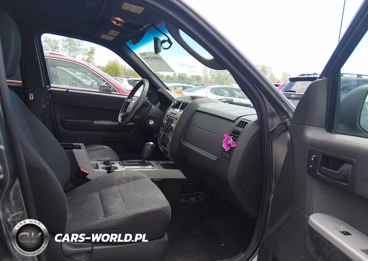 2010 Ford Escape Xlt VIN:1FMCU9D7XAKC63448 - 5
