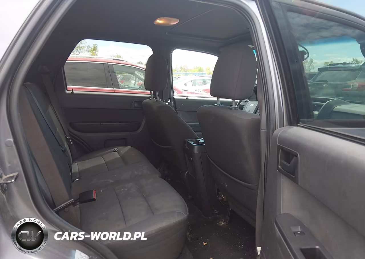 2010 Ford Escape Xlt VIN:1FMCU9D7XAKC63448 - 8