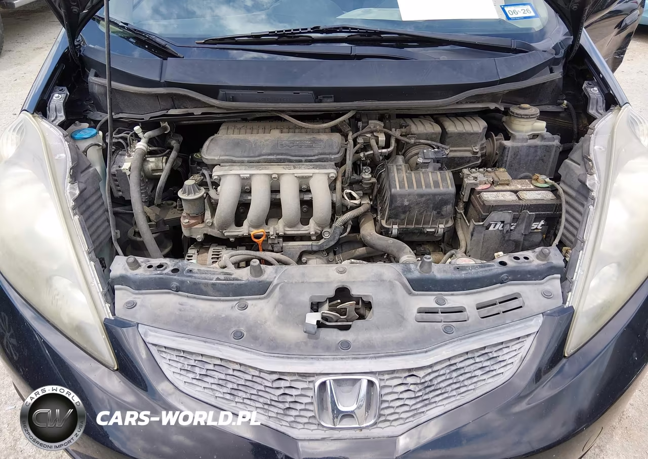 2013 Honda Fit VIN:JHMGE8H36DC073163 - 10