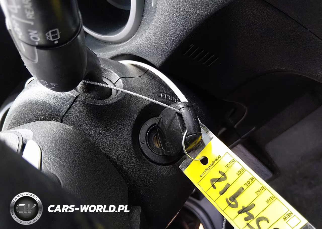 2013 Honda Fit VIN:JHMGE8H36DC073163 - 11