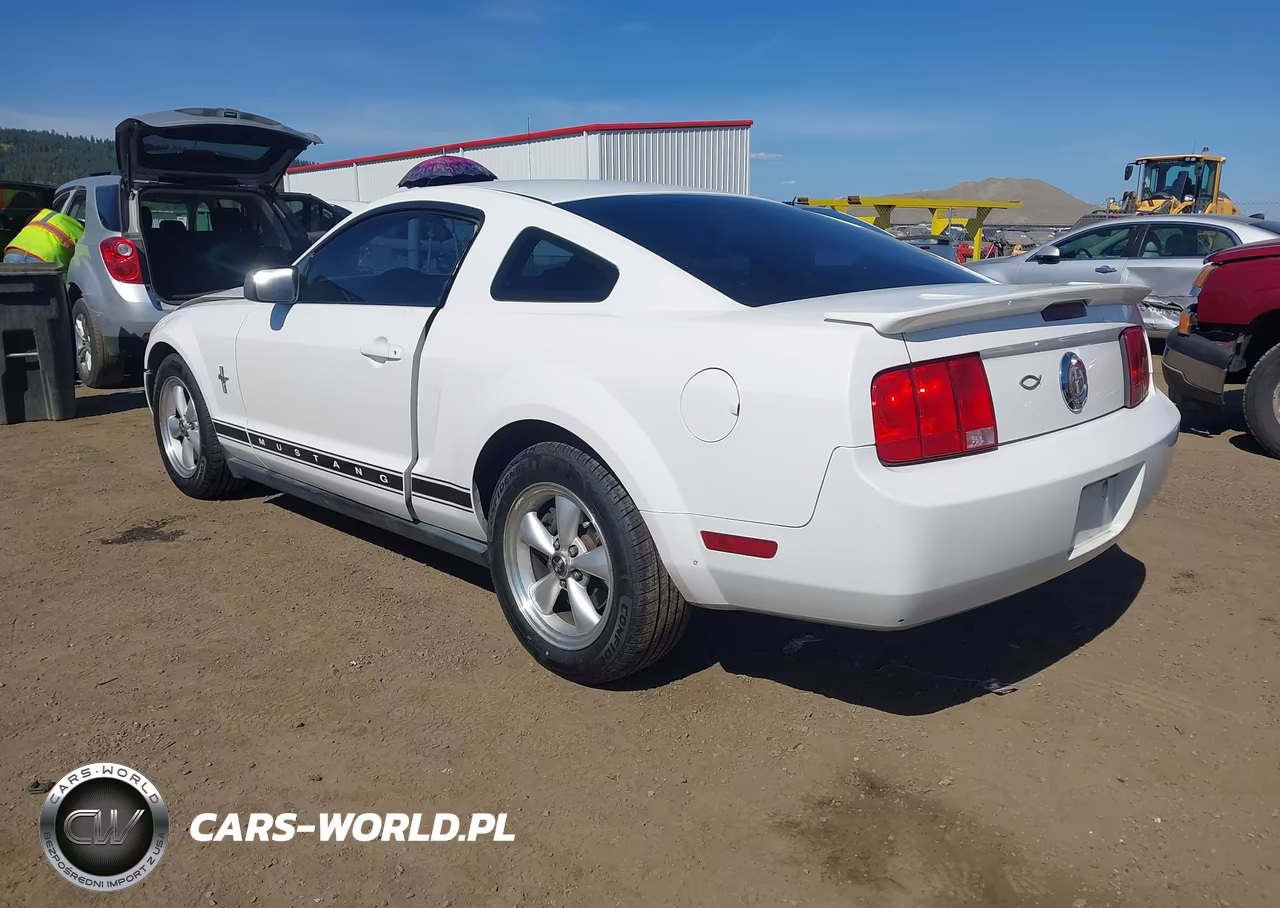 2007 Ford Mustang V6 Deluxe-V6 Premium VIN:1ZVFT80N275263547 - 3
