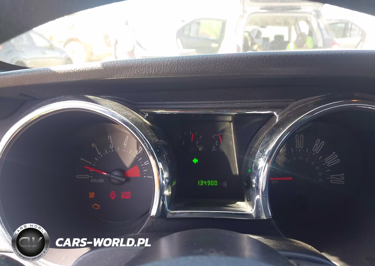 2007 Ford Mustang V6 Deluxe-V6 Premium VIN:1ZVFT80N275263547 - 7