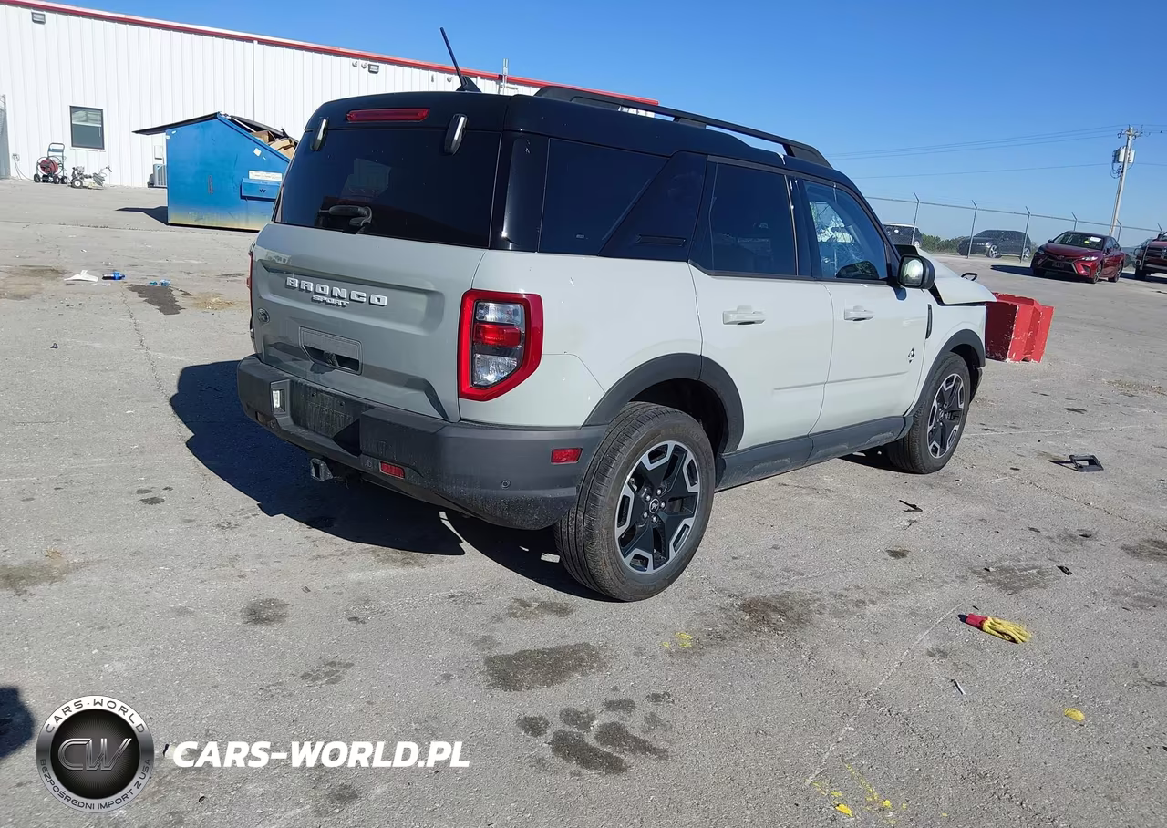 2021 Ford Bronco Sport Outer Banks VIN:3FMCR9C63MRB07567 - 4
