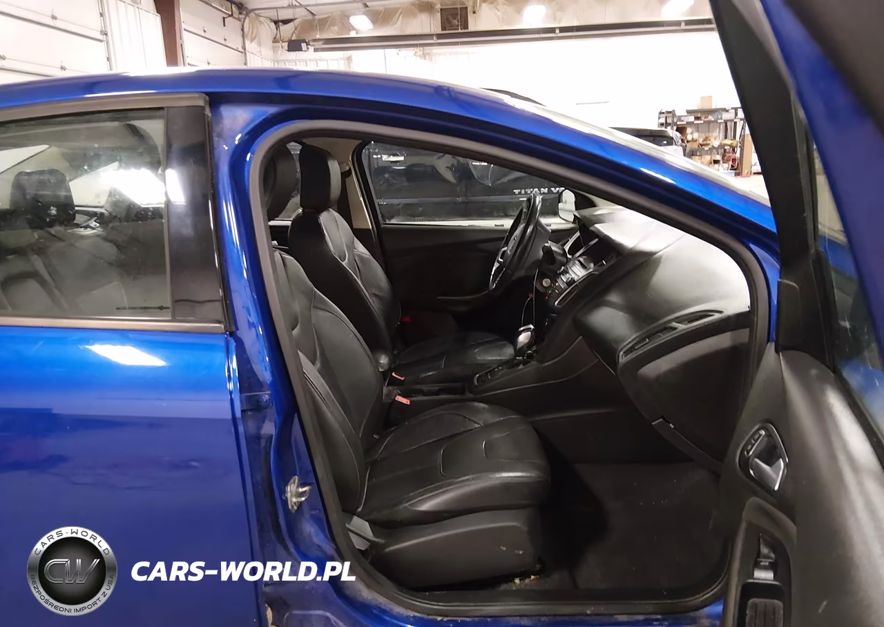2015 Ford Focus Se VIN:1FADP3F27FL369104 - 5