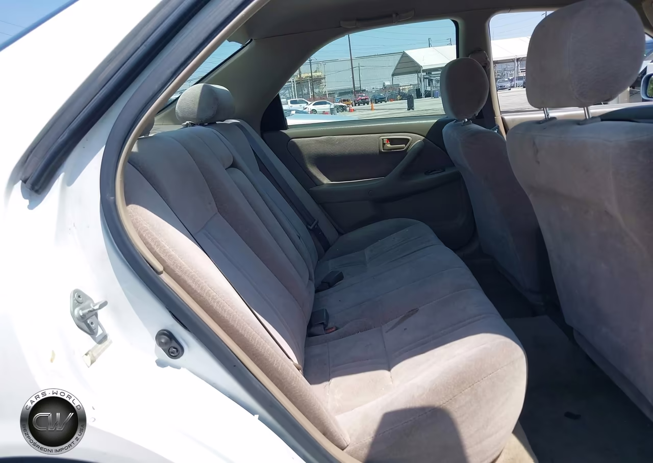 1997 Toyota Camry Le VIN:JT2BG22K9V0068845 - 8
