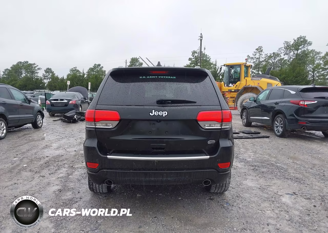 2015 Jeep Grand Cherokee Overland VIN:1C4RJECG1FC734860 - 16