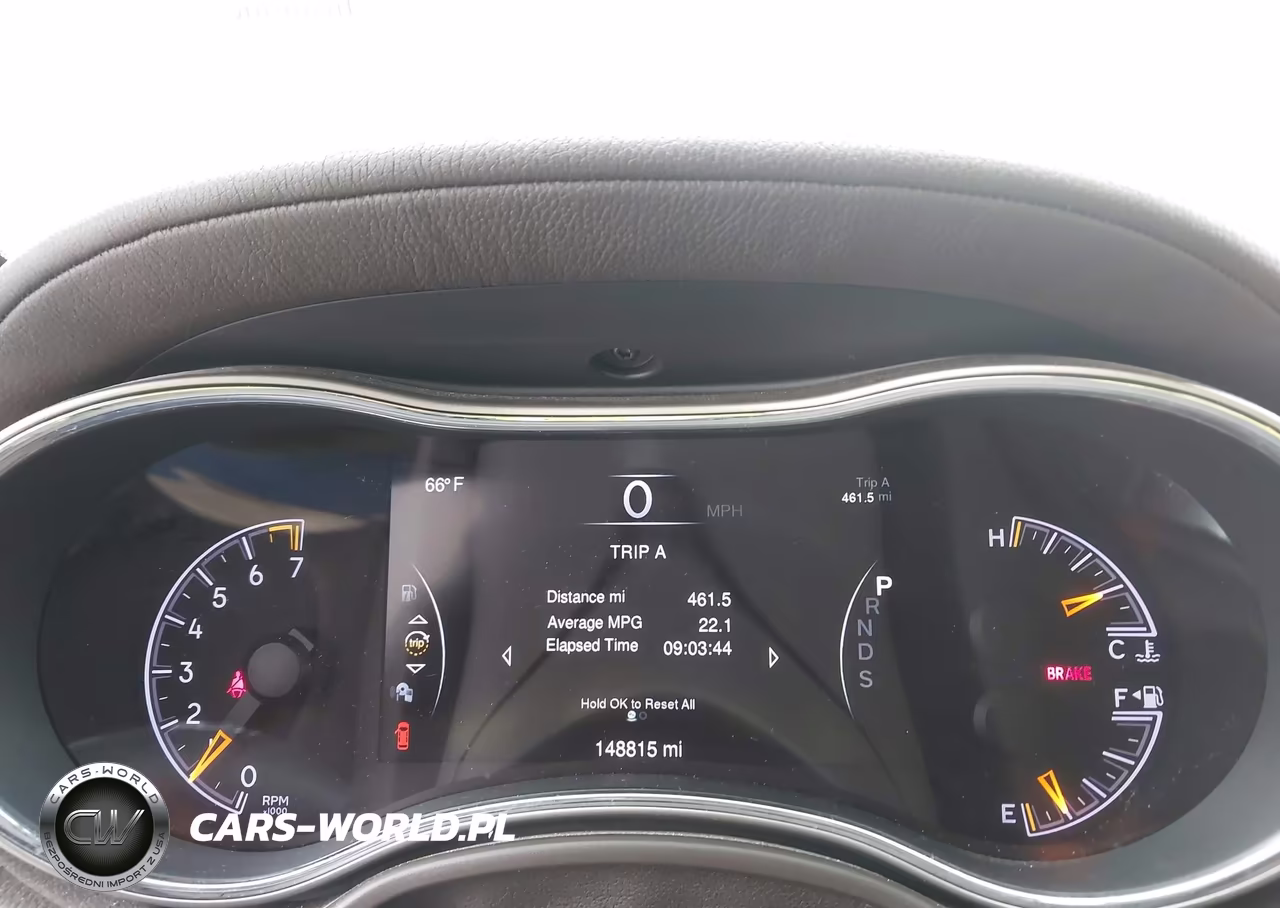 2015 Jeep Grand Cherokee Overland VIN:1C4RJECG1FC734860 - 7