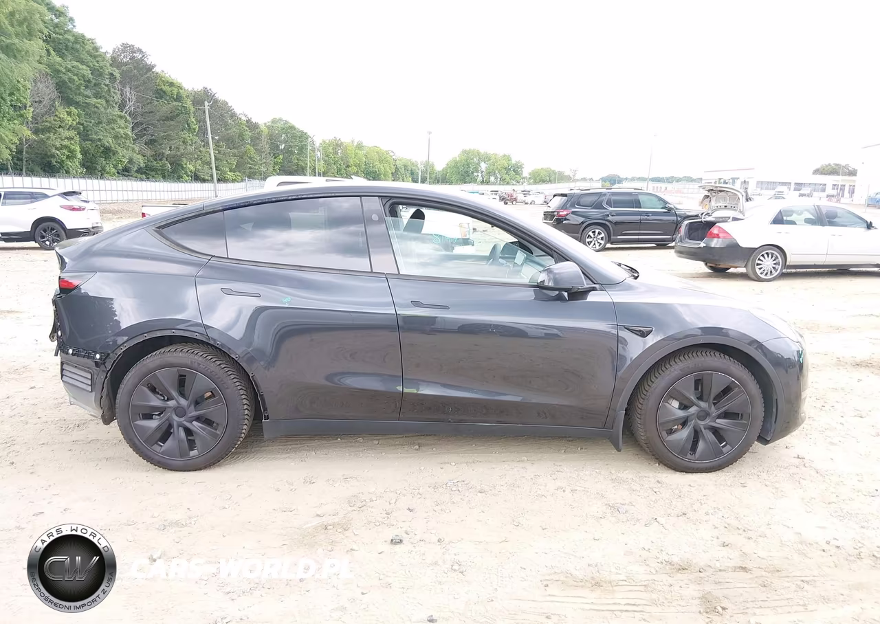 2024 Tesla Model Y Long Range Dual Motor All-Wheel Drive VIN:7SAYGAEE3RF163784 - 14