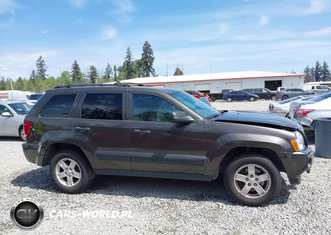 2005 Jeep Grand Cherokee Laredo VIN:1J4GR48K65C501380 - 13