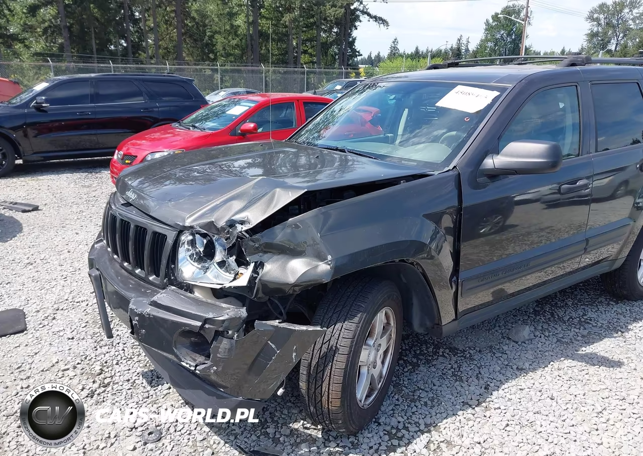 2005 Jeep Grand Cherokee Laredo VIN:1J4GR48K65C501380 - 6