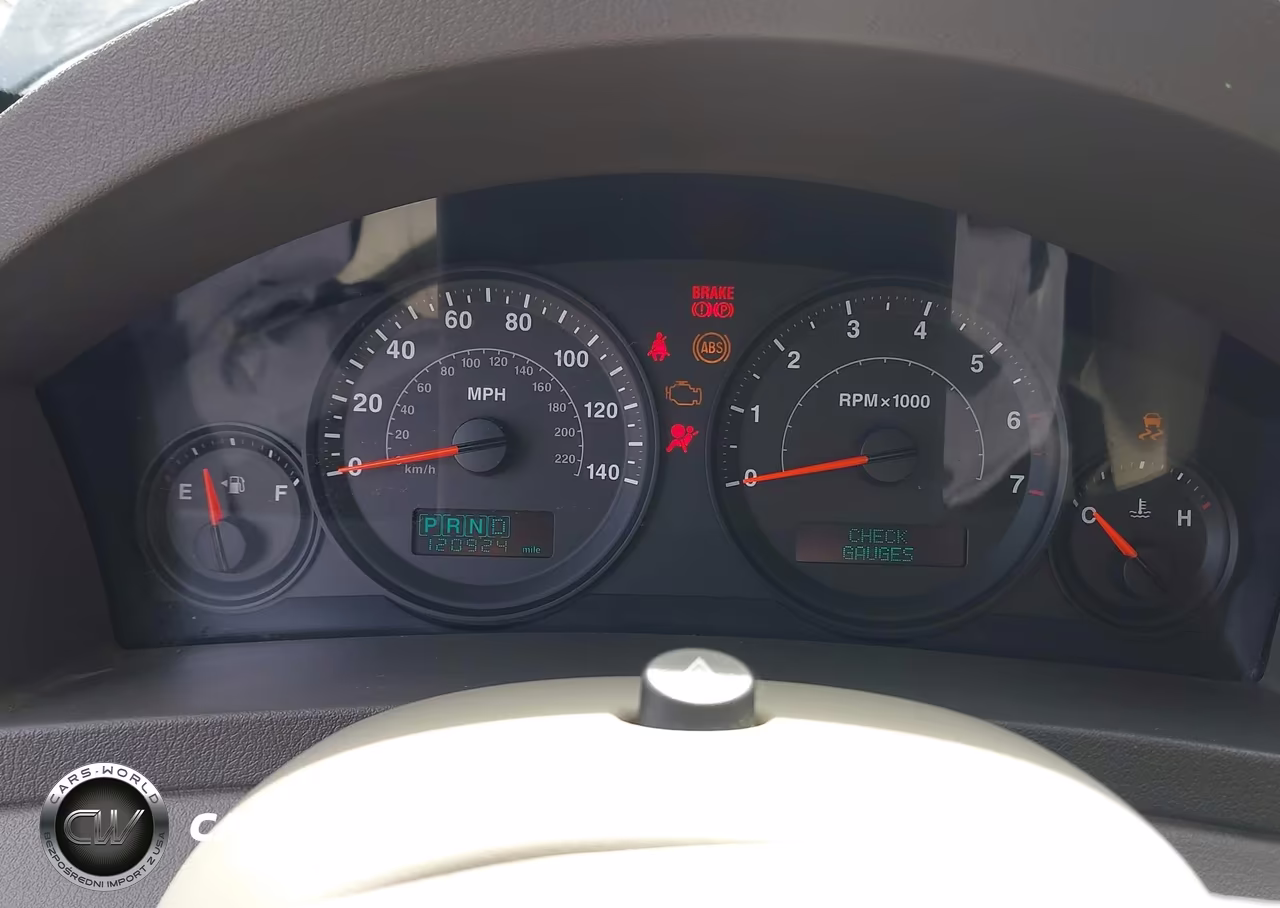 2005 Jeep Grand Cherokee Laredo VIN:1J4GR48K65C501380 - 7