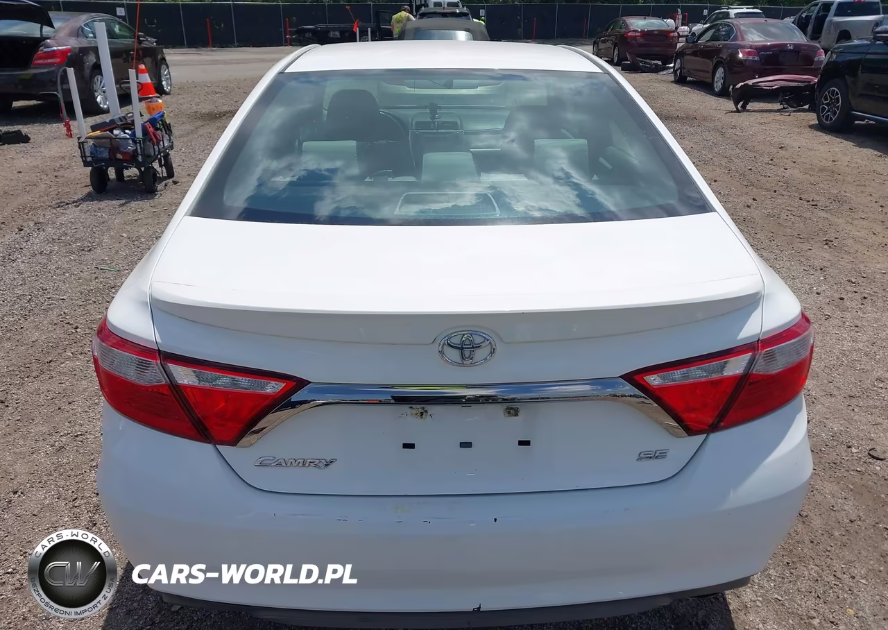 2017 Toyota Camry Se VIN:4T1BF1FK4HU331637 - 17