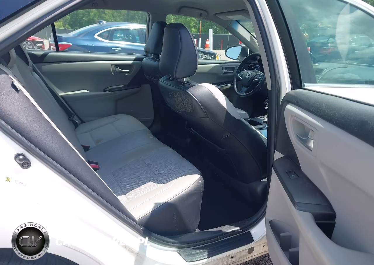 2017 Toyota Camry Se VIN:4T1BF1FK4HU331637 - 8