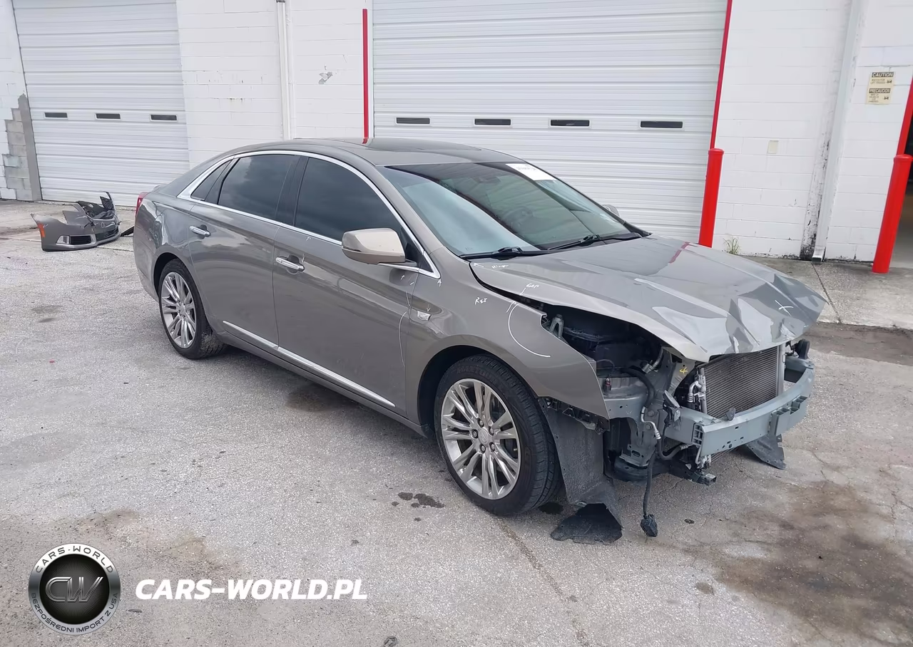 2018 Cadillac Xts Luxury – zdjęcie 1 z 17