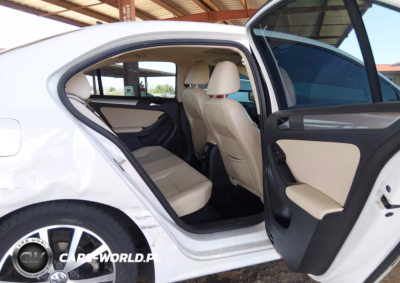 2017 Volkswagen Jetta 1.4T Se VIN:3VWDB7AJ6HM376932 - 8