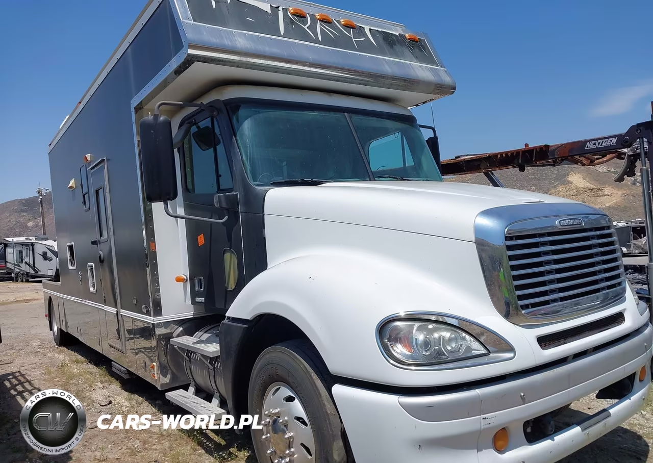 2003 Freightliner Conventional Columbia