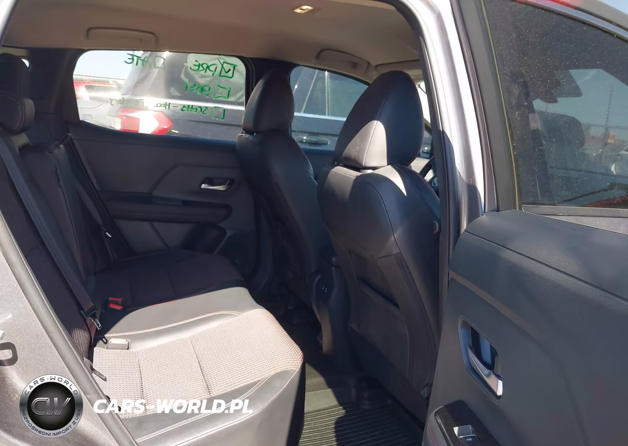 2025 Nissan Kicks Sr Fwd VIN:3N8AP6DA4SL338436 - 8