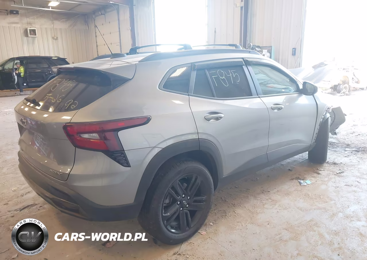 2025 Chevrolet Trax Fwd Activ VIN:KL77LKEP3SC018224 - 4