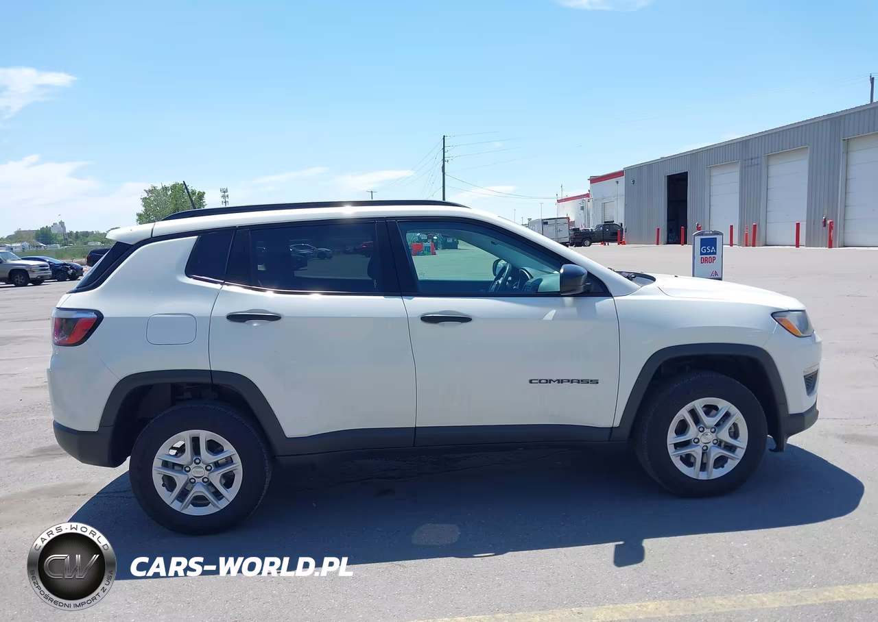 2018 Jeep Compass Sport 4X4 VIN:3C4NJDAB1JT392226 - 13
