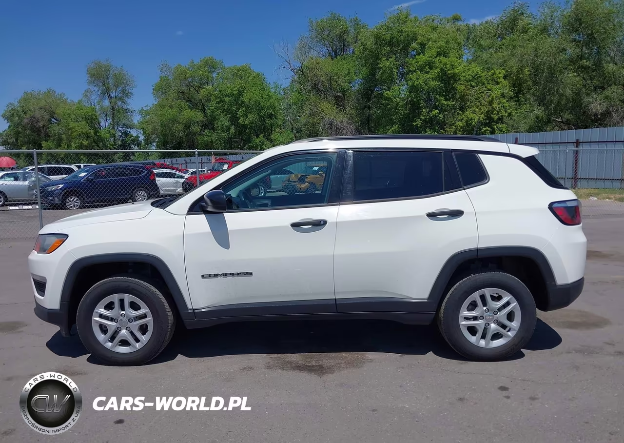 2018 Jeep Compass Sport 4X4 VIN:3C4NJDAB1JT392226 - 14