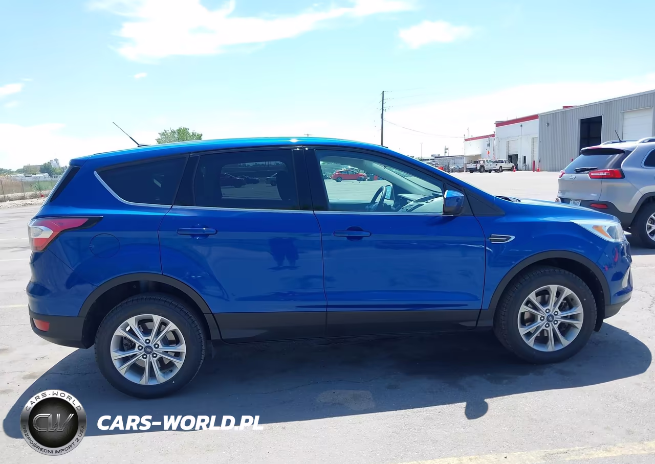 2017 Ford Escape Se VIN:1FMCU9GD5HUE18567 - 13