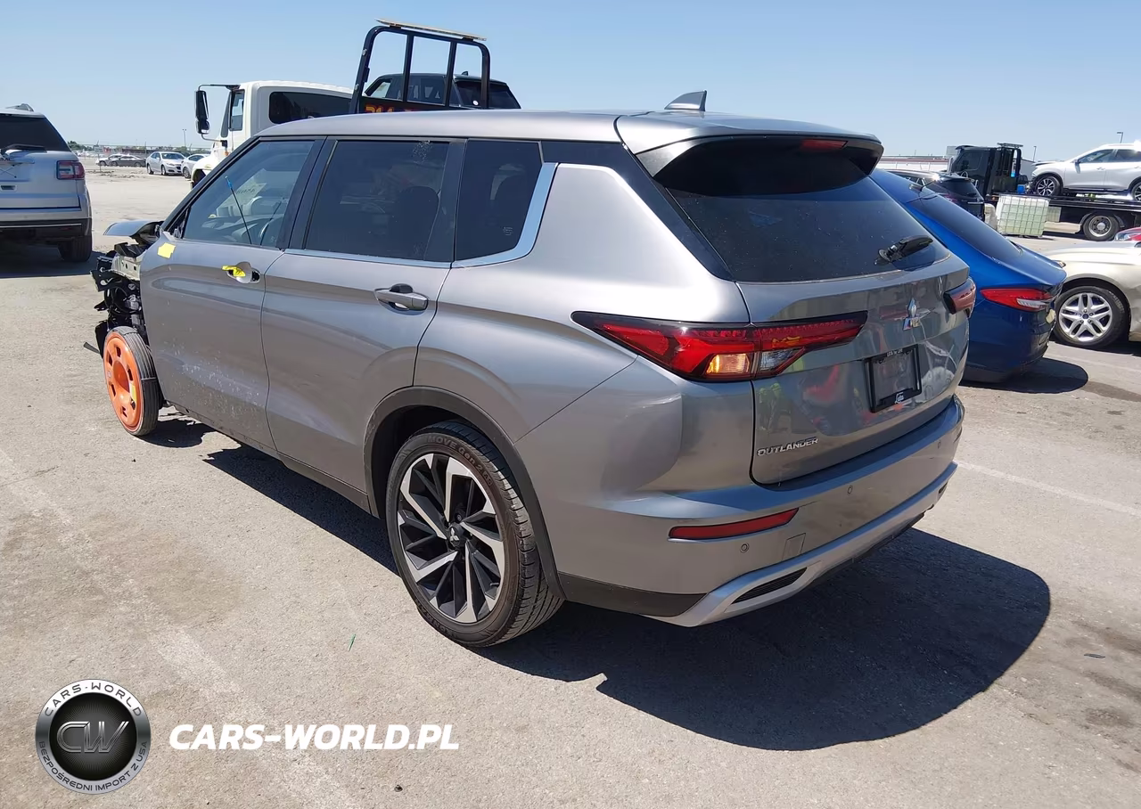 2022 Mitsubishi Outlander Black Edition 2Wd-Se 2.5 2Wd-Se Launch Edition 2Wd VIN:JA4J3UA8XNZ028862 - 3