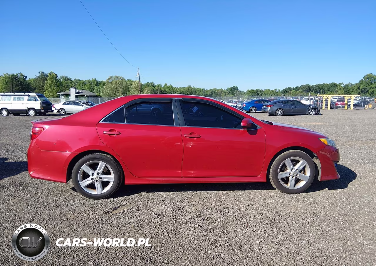 2014 Toyota Camry Se VIN:4T1BF1FK9EU752846 - 13