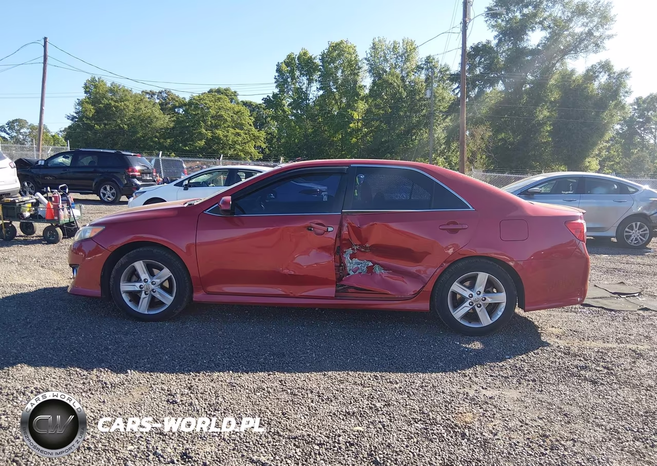 2014 Toyota Camry Se VIN:4T1BF1FK9EU752846 - 14