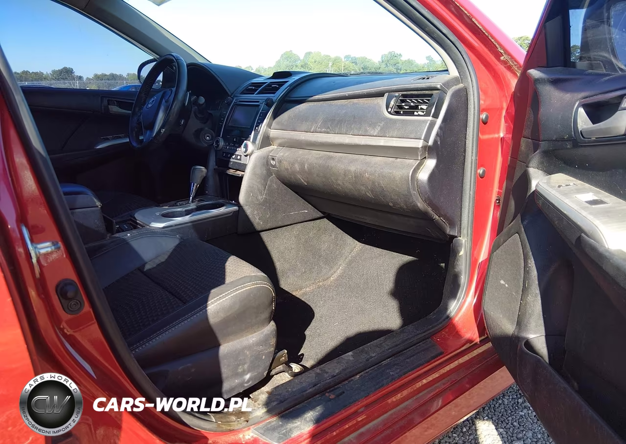 2014 Toyota Camry Se VIN:4T1BF1FK9EU752846 - 5