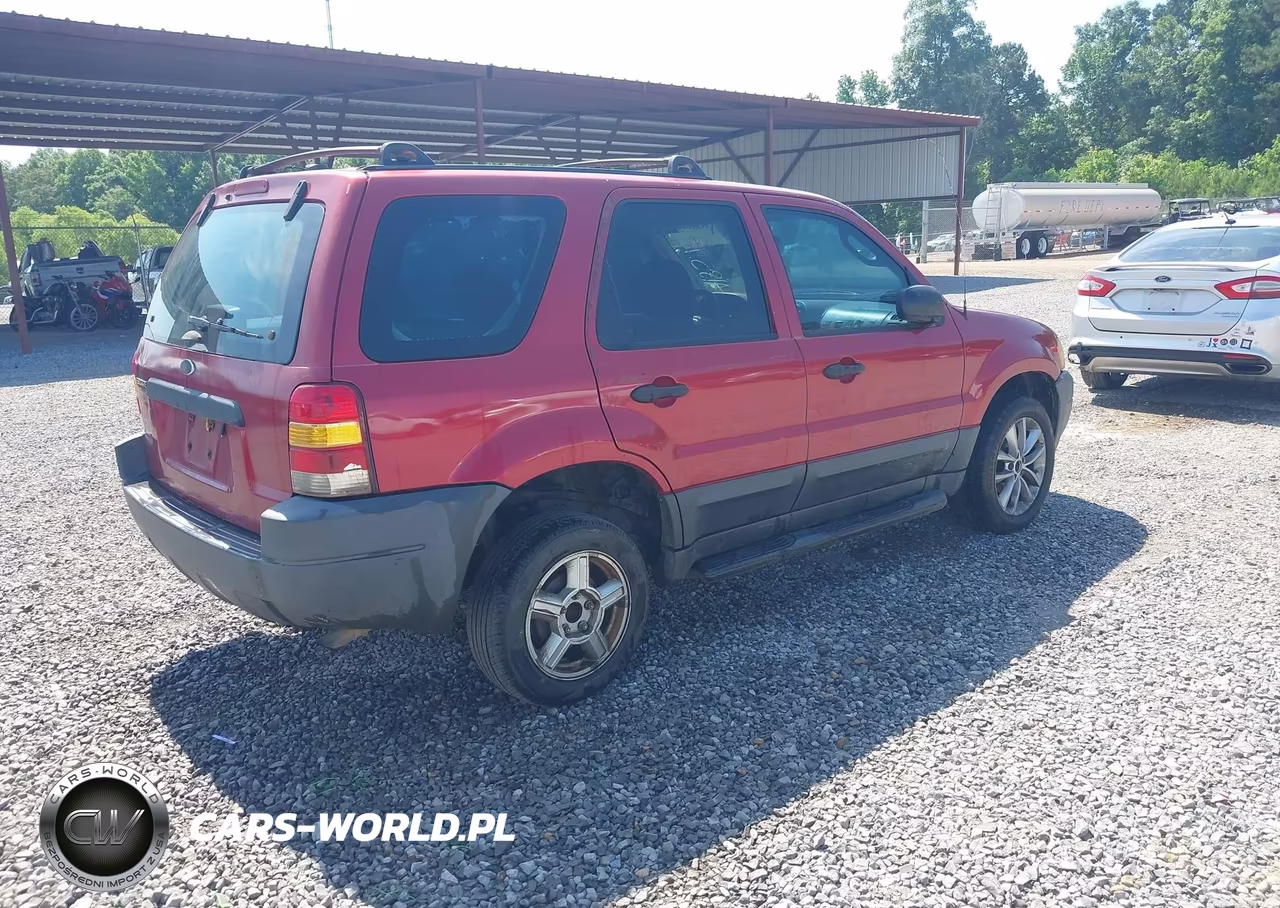 2004 Ford Escape Xls VIN:1FMCU02114DA18511 - 4