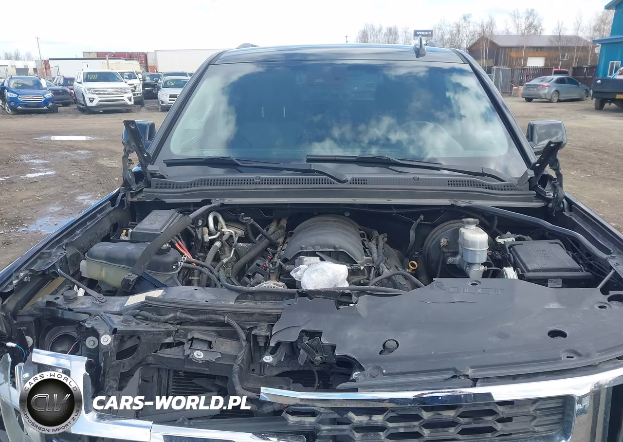 2019 Chevrolet Suburban Lt VIN:1GNSKHKC3KR143619 - 10