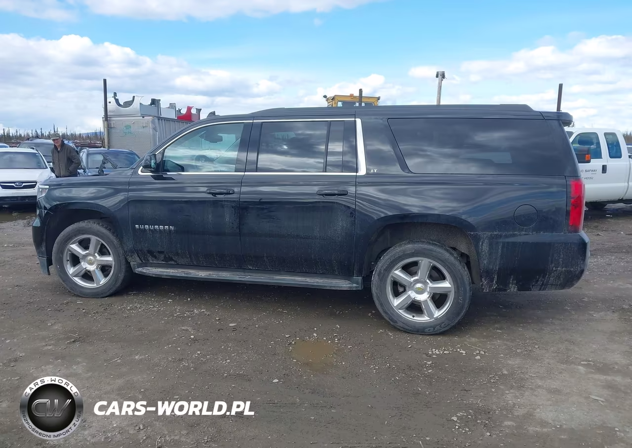 2019 Chevrolet Suburban Lt VIN:1GNSKHKC3KR143619 - 15