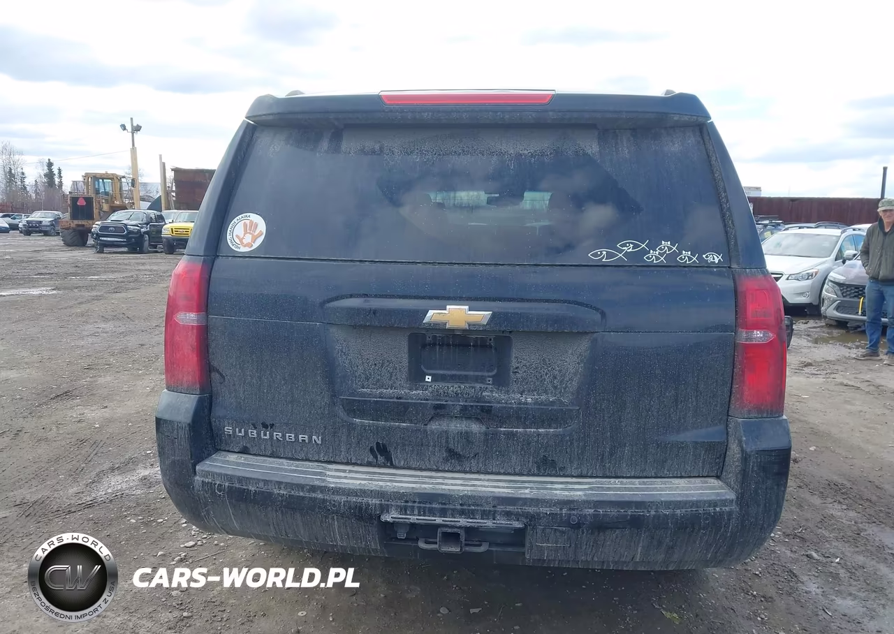2019 Chevrolet Suburban Lt VIN:1GNSKHKC3KR143619 - 17