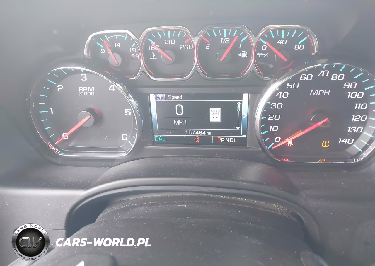 2019 Chevrolet Suburban Lt VIN:1GNSKHKC3KR143619 - 7