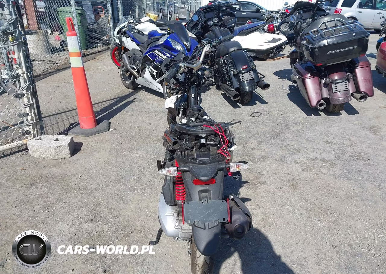 2023 Piaggio Liberty 150-150 S VIN:ZAPM898G7P7004675 - 6