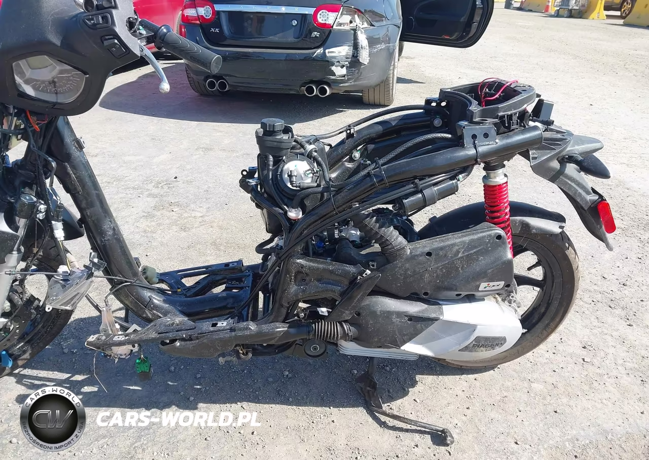 2023 Piaggio Liberty 150-150 S VIN:ZAPM898G7P7004675 - 9