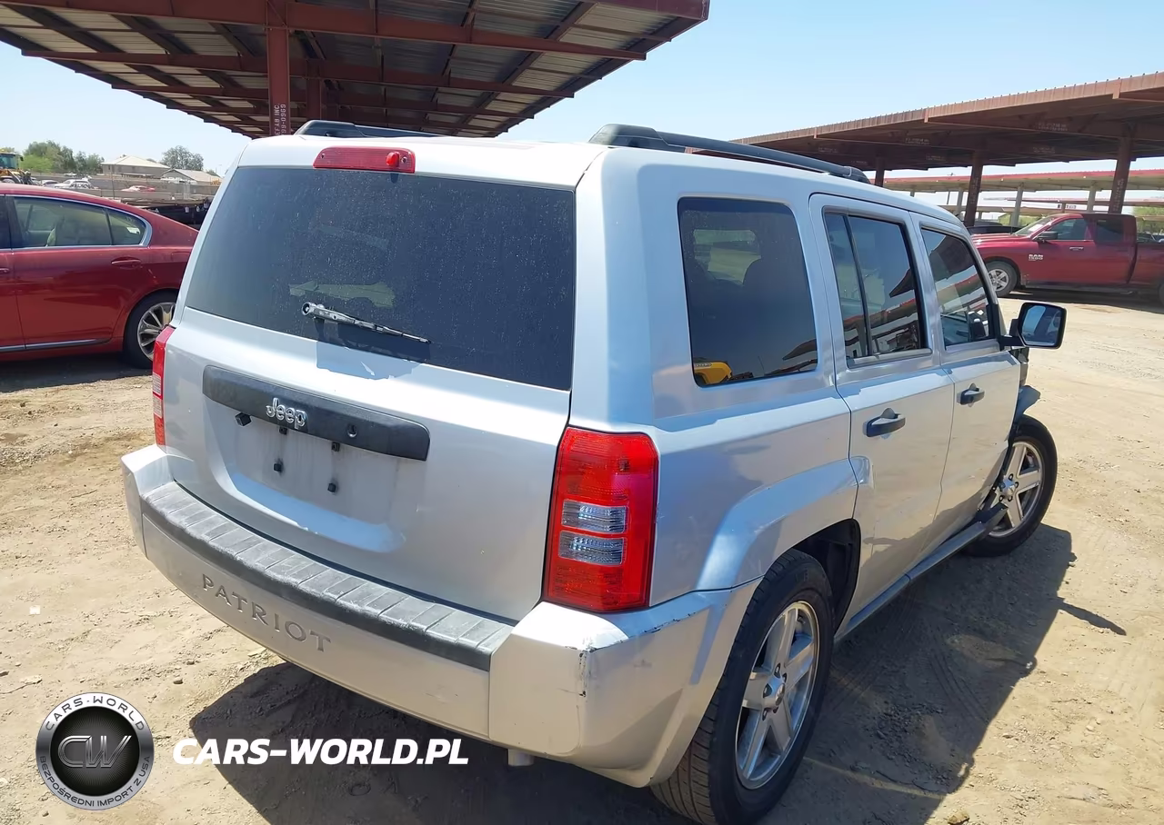 2010 Jeep Patriot Sport VIN:1J4NT1GB2AD624851 - 4